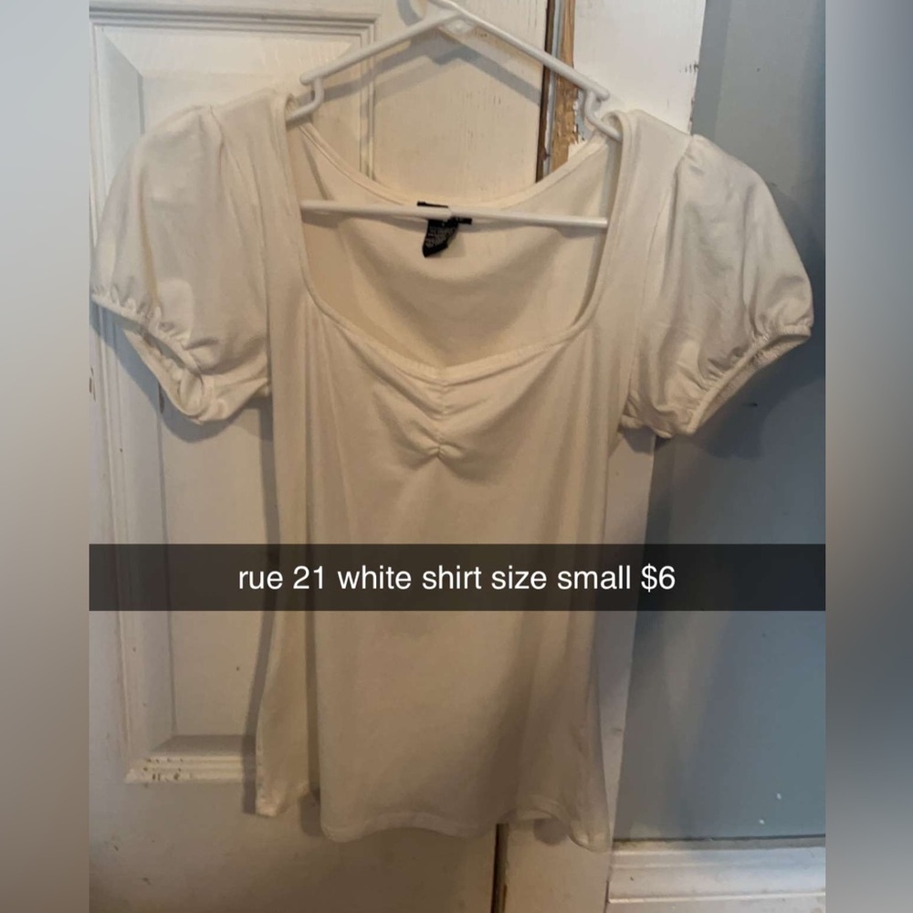 Rue 21 White shirt